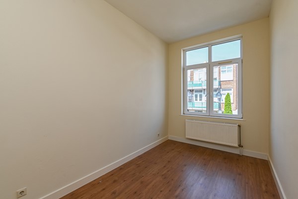 Medium property photo - Van Musschenbroekstraat 47, 2522 AJ Den Haag